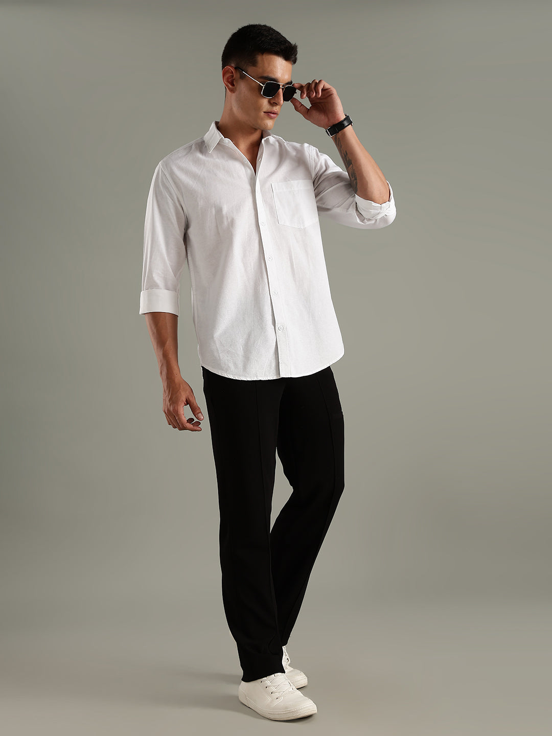 Men White Cotton Linen Slim Fit Spread Collar Classic Shirt