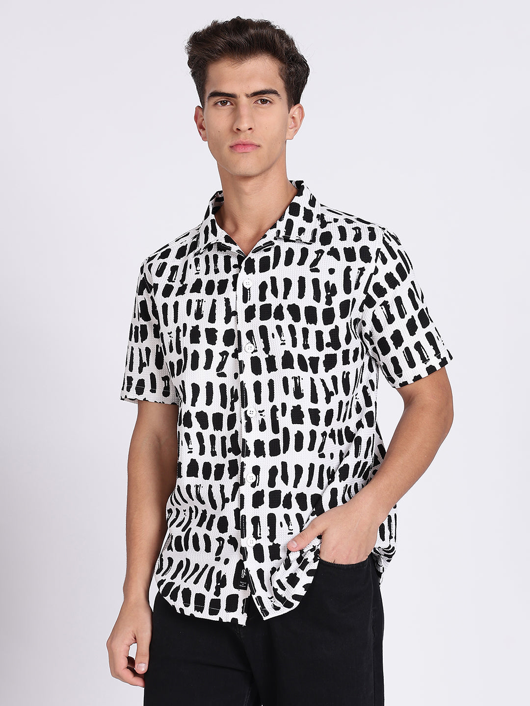 Men WB Cotton Blend Waffle Printed Shirt
