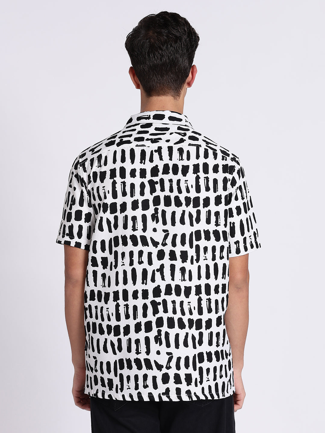 Men WB Cotton Blend Waffle Printed Shirt
