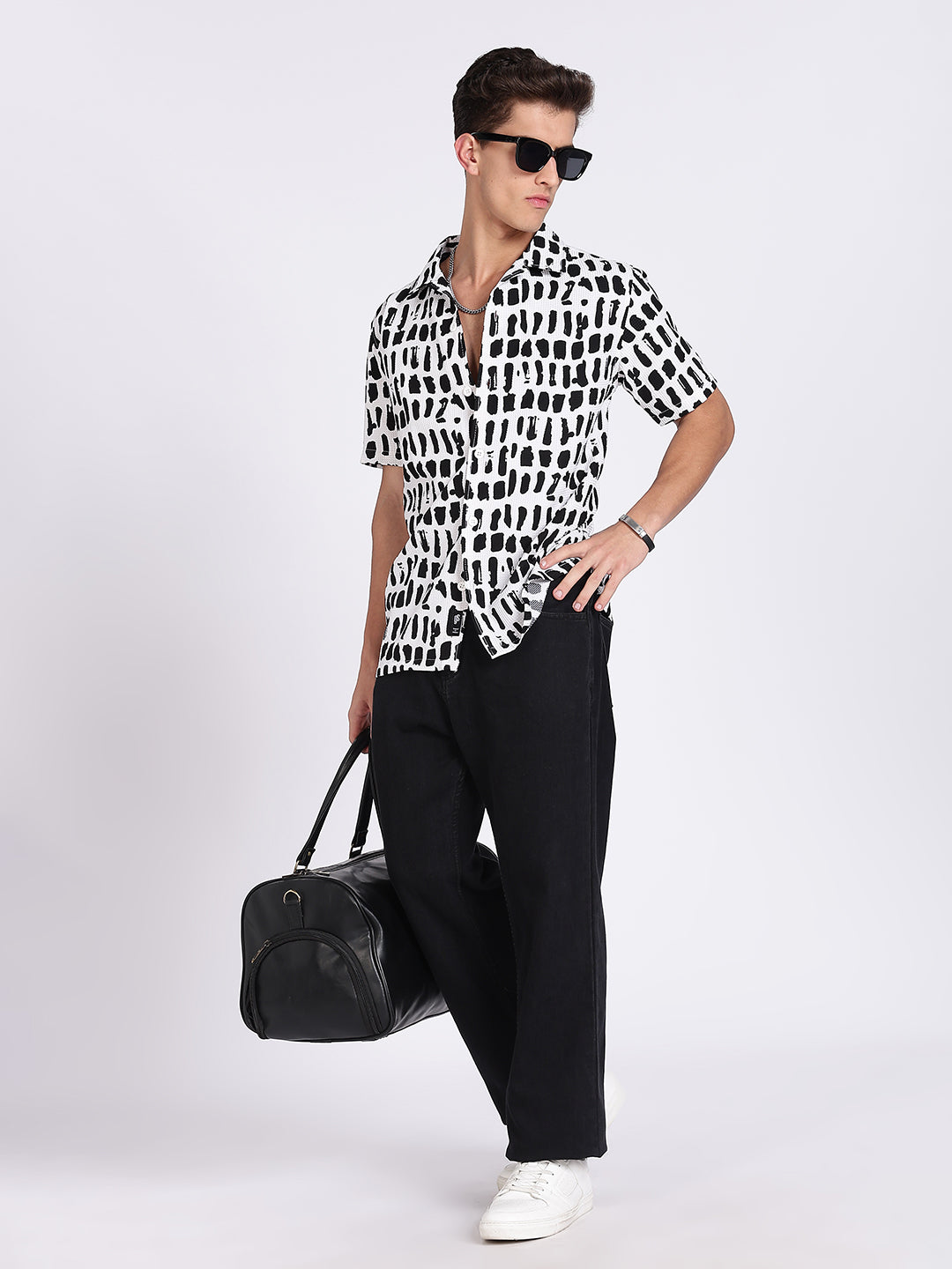 Men WB Cotton Blend Waffle Printed Shirt