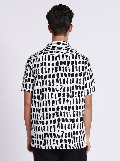 Men WB Cotton Blend Waffle Printed Shirt