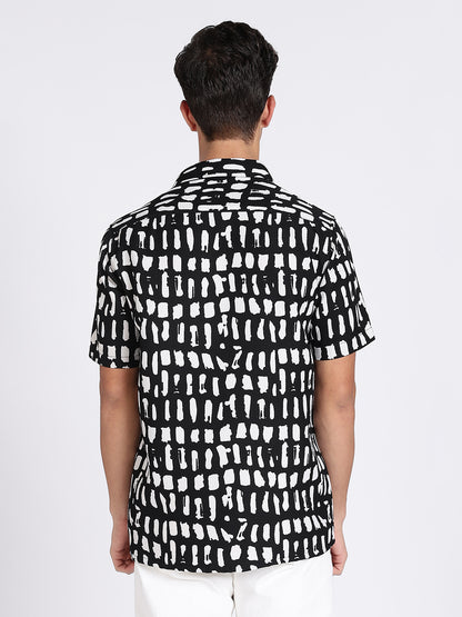 Men BW Cotton Blend Waffle Printed Shirt